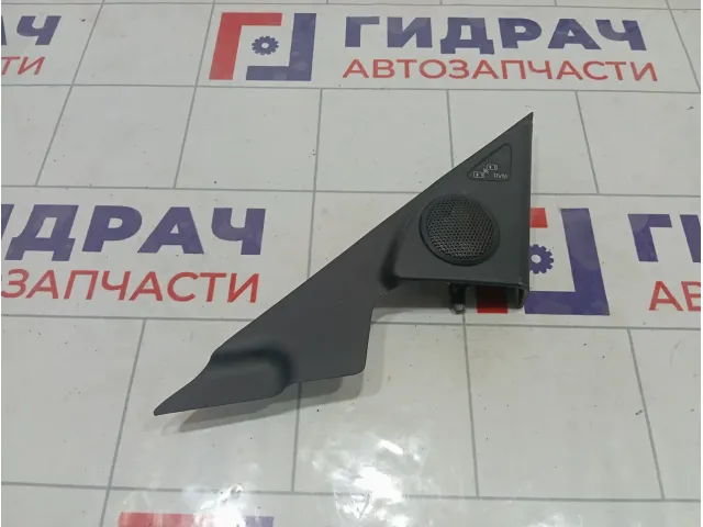 Крышка зеркала внутренняя правая Mazda 6 G33F6911YA