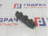 Блок управления стеклоподъемниками Mazda 6 GS1E66350A