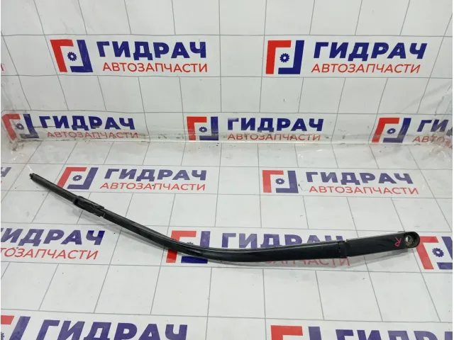 Поводок стеклоочистителя (Поводок дворника) передний правый Mazda 6 GS1E67321
