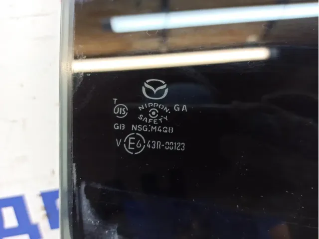 Стекло двери задней левой (форточка) Mazda Mazda6 (GJ) GHK173661C.