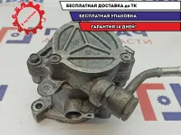 Насос вакуумный Mazda Mazda 6 (GJ) PE07-18-G00A. С кронштейном ТНВД PY01-10-190.