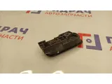 Ручка двери задней внутренняя правая Mazda CX-7 EG22-58-330A-02. Потертости.