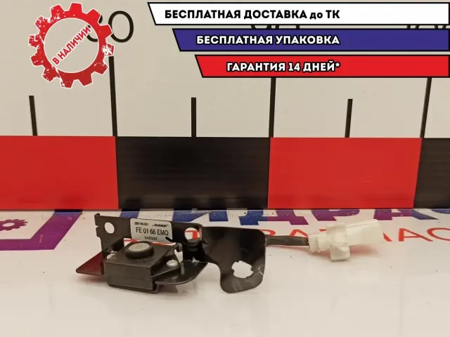 Микрофон Mazda CX-7 FE01-66-EM0. В торпедо.