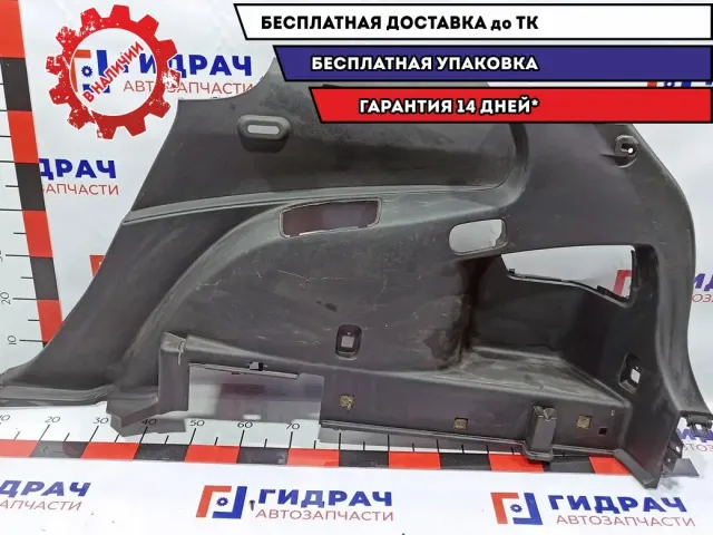 Обшивка багажника правая нижняя Mazda CX-7 EG21-68-85XE-02. Потертость,царапины.