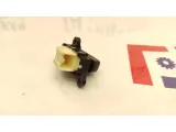 Кнопка центрального замка правая Mazda CX-7 EG24-66-660.