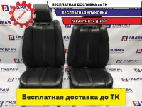 Комплект сидений Mazda CX-7 . С AIR BAG, с подогревом. Водительское с электрорегулировкой.