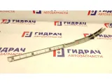 Накладка на консоль левая Mazda CX-7 EG22-64-47YC. Царапины. Сломано 1 крепление.