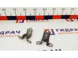 Петли двери передней правой Mazda CX-7 .