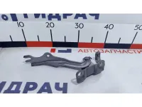 Петля капота правая Mazda CX-7 EG21-52-410B.