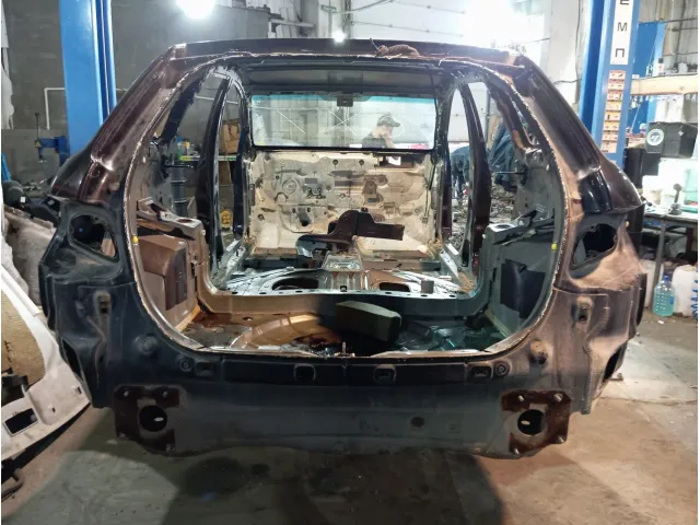 Панель задняя Mazda CX-7