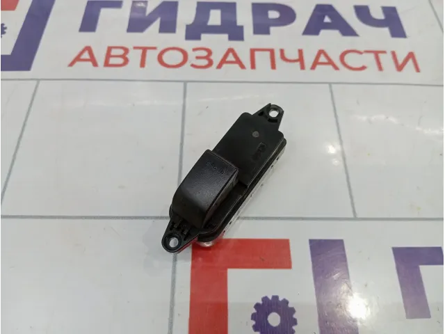Кнопка стеклоподъемника задняя левая Mazda CX-7 EH1466380350Y