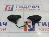 Блок кнопок в рулевое колесо Mazda CX-7 EG27664M0