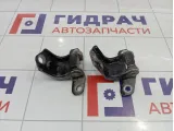 Петли двери задней левой Mazda CX-7