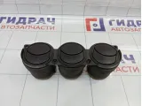 Дефлектор воздушный центральный Mazda CX-7 GK3A6493002