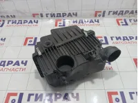 Корпус воздушного фильтра Mazda CX-7 L33E13320A