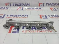 Топливная рампа (топливная рейка) Mazda CX-7 L3K913150B