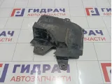 Пыльник двигателя правый Mazda CX-7 L20656341