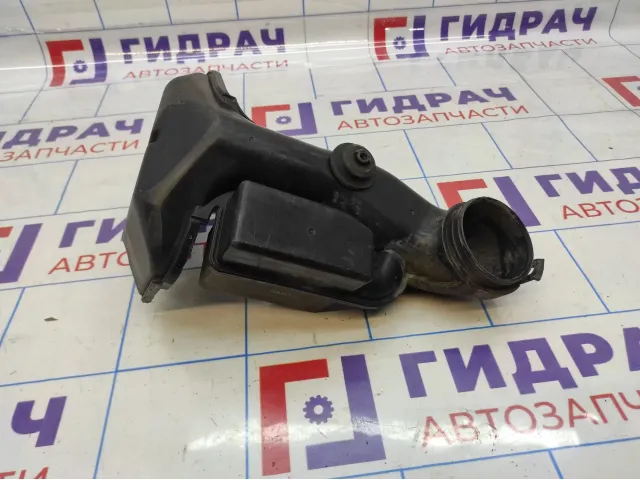 Воздухозаборник Mazda CX-7 L33D-13-200A