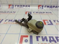 Бачок главного тормозного цилиндра Mazda CX-7 L206-43-550E
