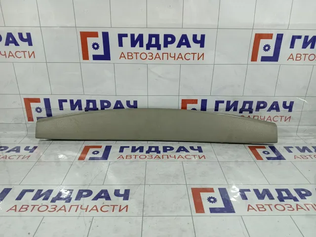 Обшивка двери багажника центральная Mazda CX-7 EG2168930A34