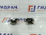 Петли двери передней левой Mazda CX-7