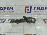 Петля капота правая Mazda CX-7 EG2152410B