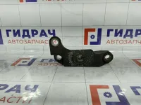 Кронштейн двигателя правый Mazda CX-7 EG2139060L