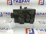 Кронштейн крепления аккумулятора (АКБ) Mazda CX-7 L20656041