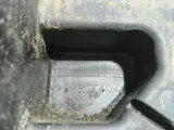 Кронштейн крепления аккумулятора (АКБ) Mazda CX-7 L20656041