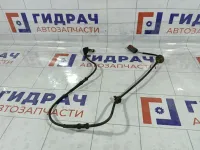 Датчик ABS передний правый Mazda CX-7 L2064370XB