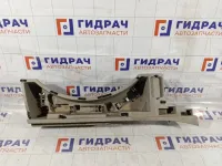 Ящик для инструментов правый Mazda CX-7 EG51688E0