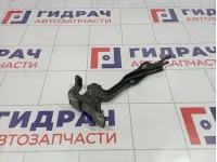 Петля капота левая Mazda CX-7 EG21-52-420B