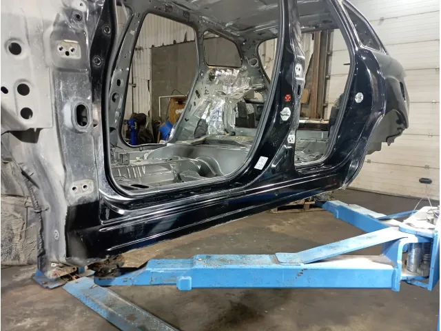 Порог со стойкой левый Mazda CX-7