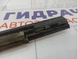 Накладка стекла переднего левого Mazda CX-7 EG21-50-650
