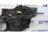 Панель двери передней правой Mazda CX-7 EG52-58-97X.