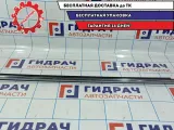 Накладка стекла переднего правого Mazda CX-7 EG21-50-640G.