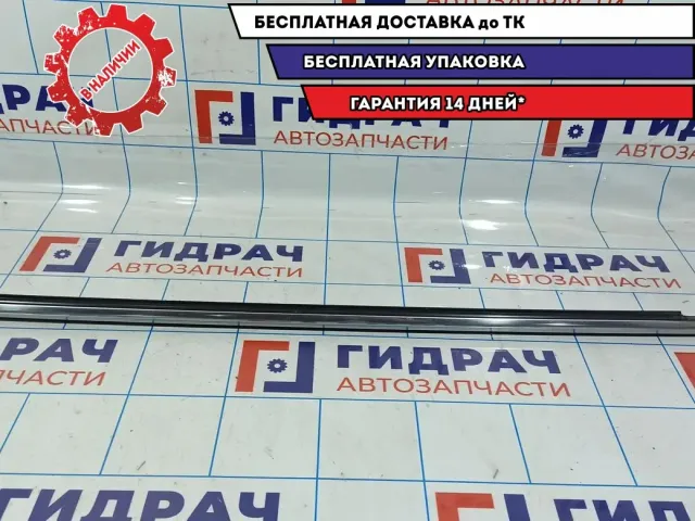 Накладка стекла переднего правого Mazda CX-7 EG21-50-640G.