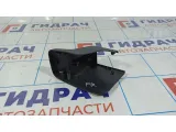 Крышка кронштейна сиденья переднего правого Mazda CX-7 EH10-57-041-02.