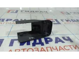 Крышка кронштейна сиденья переднего правого Mazda CX-7 EH10-57-052-02.