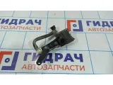 Форсунка омывателя фары левая Mazda CX-7 EH10-51-82YA.