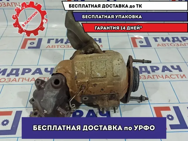 Коллектор выпускной нижний Mazda CX-7 L3K2-20-50X. Катализатор на месте.