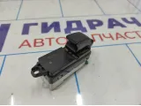 Кнопка стеклоподъемника задняя левая Mazda CX-7 EH14-66-380.