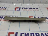 Накладка порога внутренняя задняя правая Mazda CX-7 EG21-68-730C-34. Царапины.