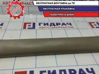 Накладка порога внутренняя передняя правая Mazda CX-7 EG21-68-710B-34. Царапины.