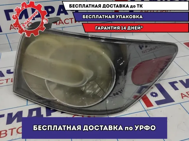Фонарь задний правый Mazda CX-7 E221-51-170B.