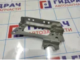 Кронштейн усилителя переднего бампера правый Mazda CX-7 EG22-50-150.
