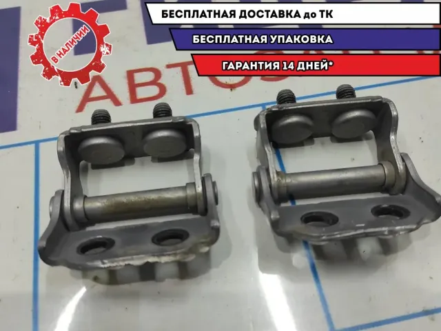Петля двери багажника Mazda CX-7 L206-62-210. Комплект.