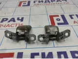 Петля двери передней левой Mazda CX-7 . Комплект.