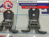 Петля двери задней правой Mazda CX-7 . Комплект.