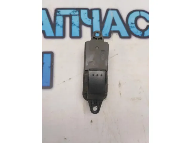 Кнопка стеклоподъемника Mazda CX-7 EH1466370
